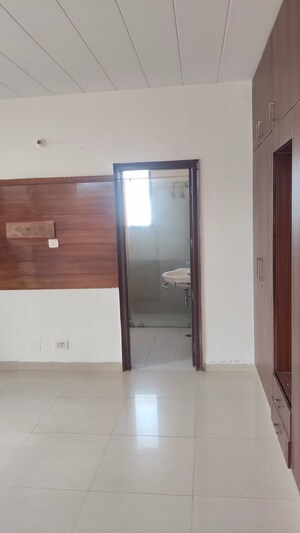  3 BHK Apartment at Sector 20 – for Sale