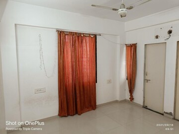 Room in 2 BHK Penthouse at Chandkheda – for Rent