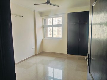 Bedroom in 3 BHK Apartment at Amrapali Silicon City, Sector 76 – for Rent