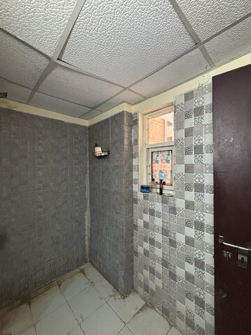  3 BHK Apartment at Amrapali Silicon City, Sector 76 – for Rent