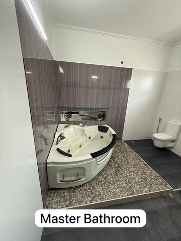 Bathroom in 3 BHK Apartment at Spaze Privy AT4, Sector 84 – for Rent