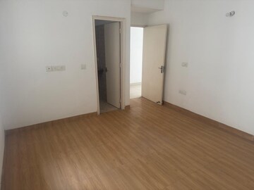 Room in 3 BHK Apartment at SS The Coralwood, Sector 84 – for Rent