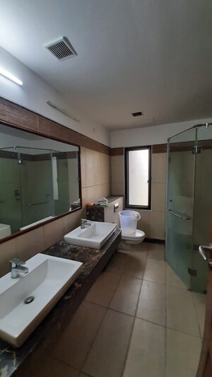 Bathroom in 3 BHK Apartment at Jaypee Greens The Castille, Jaypee Greens – for Sale