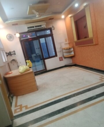 Room in 2 BHK Independent House at Aliganj – for Rent