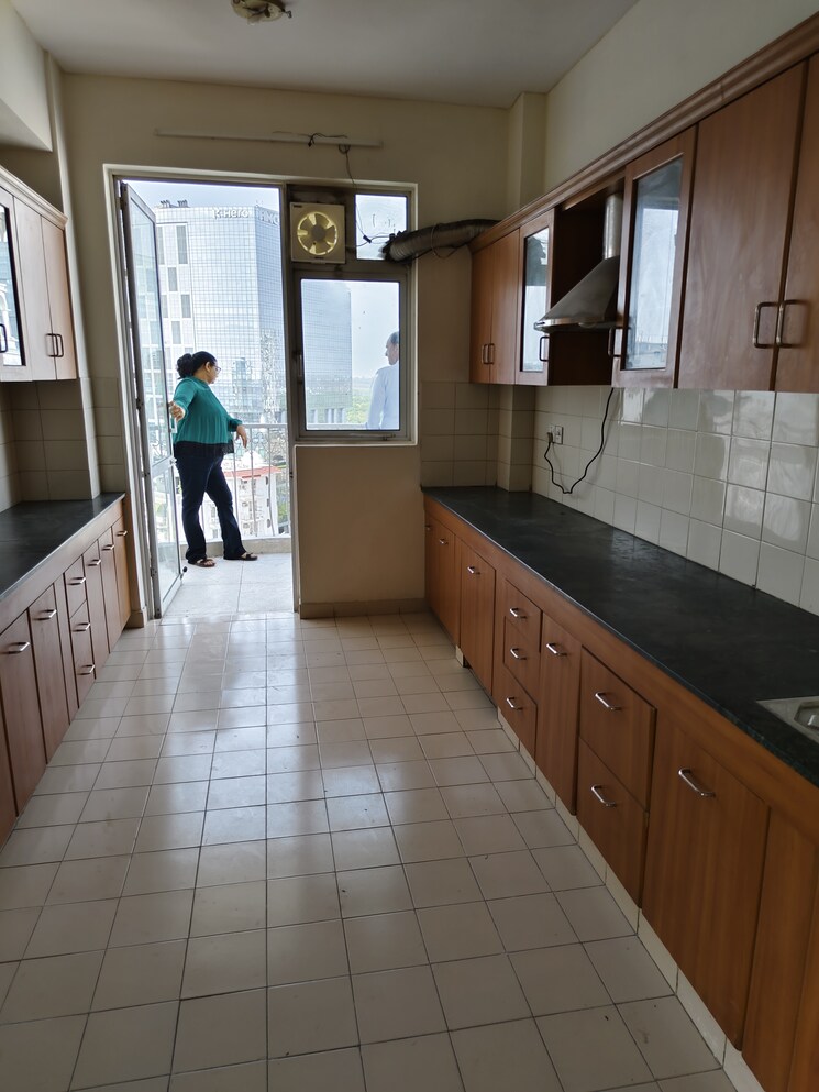 Kitchen, dlf-westend-heights 4 Bedroom 2700 Sq.Ft. Apartment In Sector 53 Gurgaon 8525798