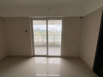 Room in 2 BHK Apartment at Raheja Gardens, Wanwadi – for Rent