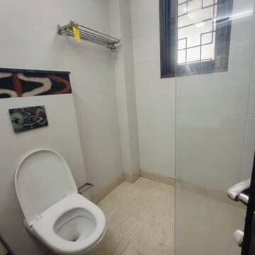 Bathroom in 3.5 BHK Builder Floor at Malviya Nagar – for Rent