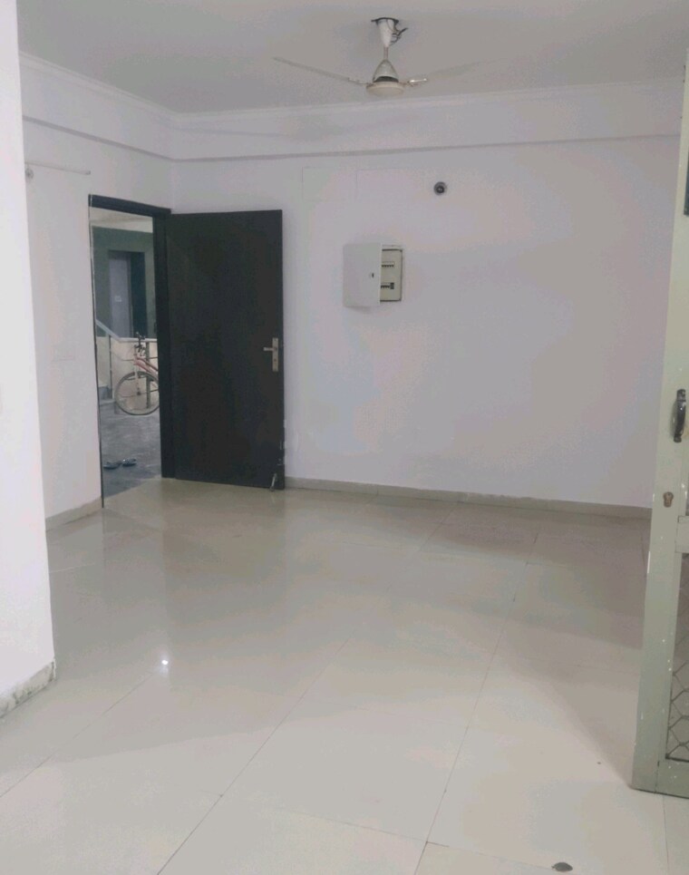 Room, apex-athena 2 Bedroom 1295 Sq.Ft. Apartment In Sector 75 Noida 8525874