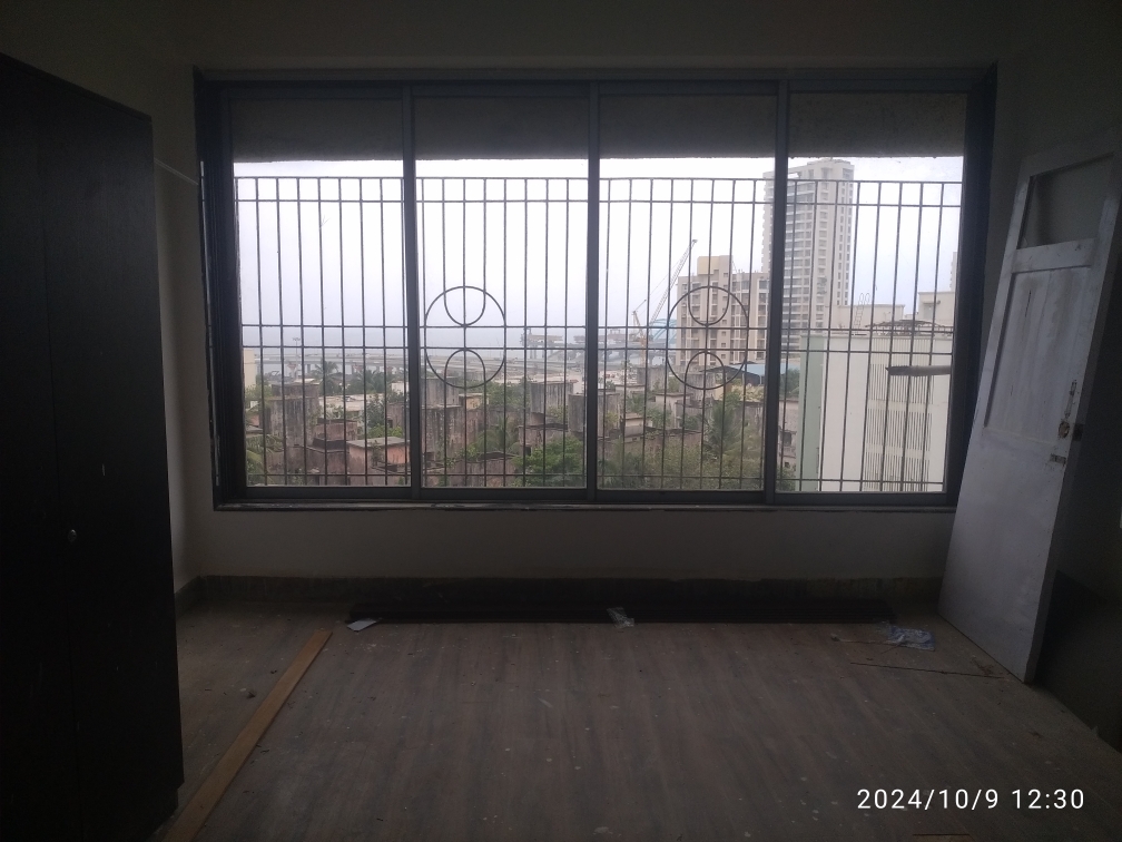 2.5 BHK 1100 Sq.Ft. Apartment in Kuber Tower