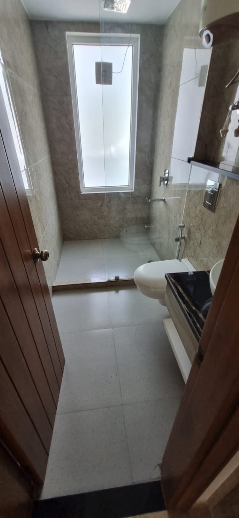 Bathroom, pioneer-park-phase-1 3 Bedroom 1380 Sq.Ft. Apartment In Sector 61 Gurgaon 8525995