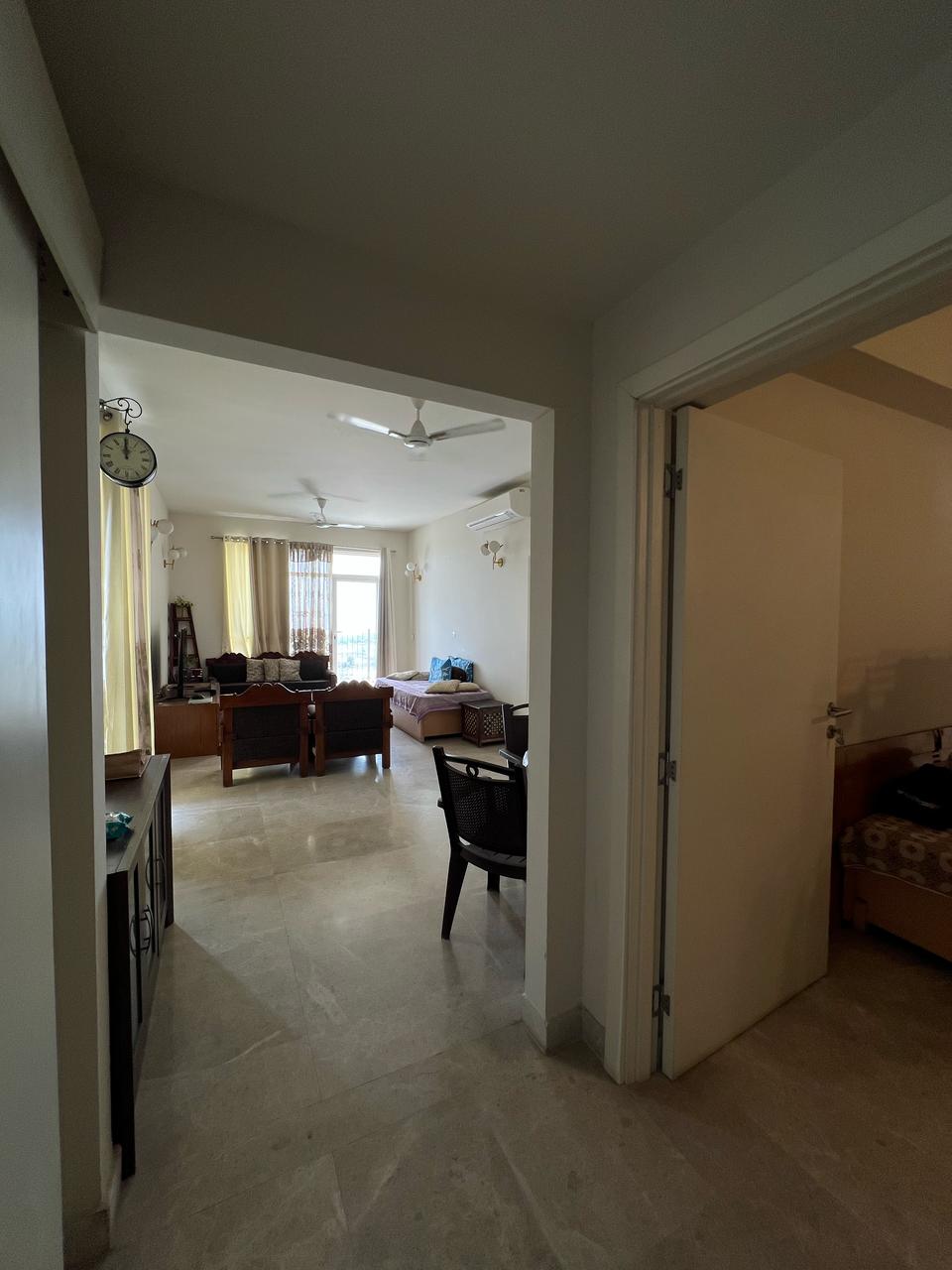 2 BHK + Servant Room Apartment For Sale in Pioneer Park Phase 1