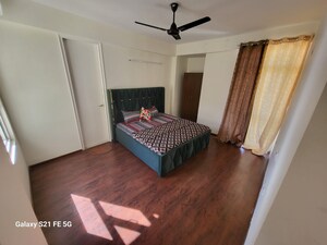 Bedroom in 2 BHK Apartment at Pioneer Park Phase 1, Sector 61 – for Sale