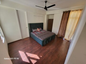 Bedroom in 2 BHK Apartment at Pioneer Park Phase 1, Sector 61 – for Sale