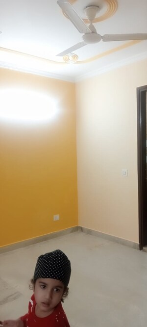 Room in 3 BHK Builder Floor at Govindpuri – for Sale