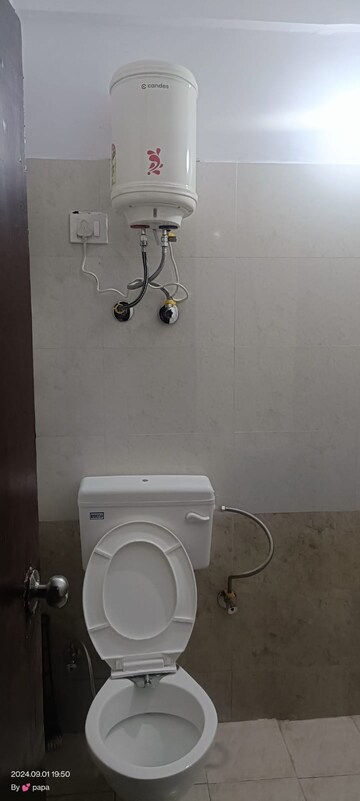 Attached Bathroom in 1 BHK Apartment at Shree Vardhman Green Court, Sector 90 – for Rent