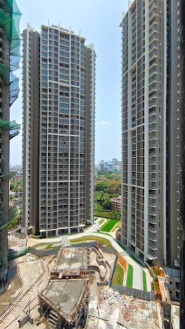 2 BHK Apartment For Sale in Kalpataru Paramount, Kapur Bawdi