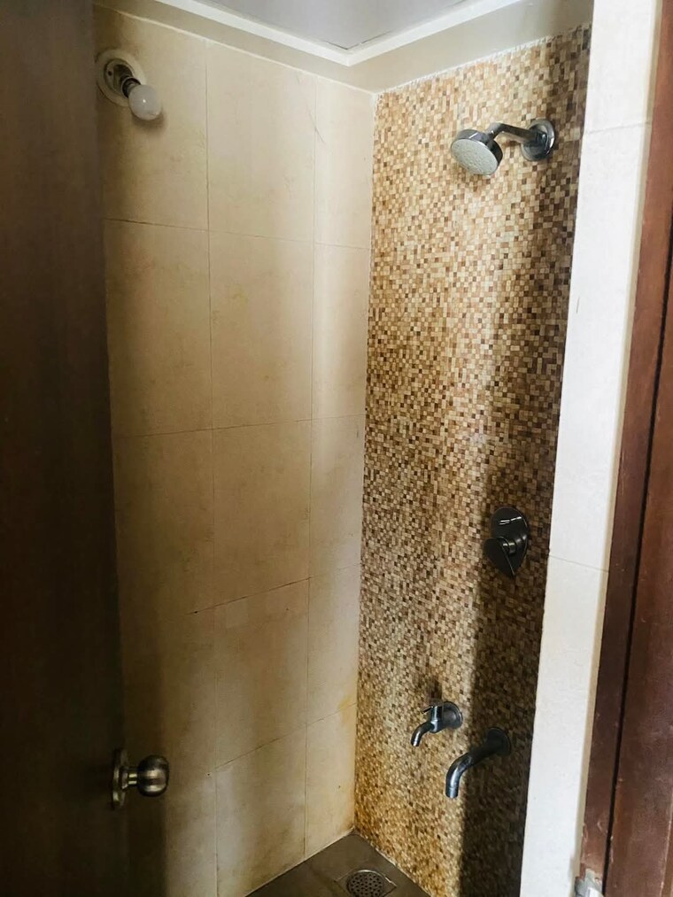 Bathroom, lodha-palava-city-lakeshore-greens 1 Bedroom 505 Sq.Ft. Apartment In Dombivli East Thane 8526183