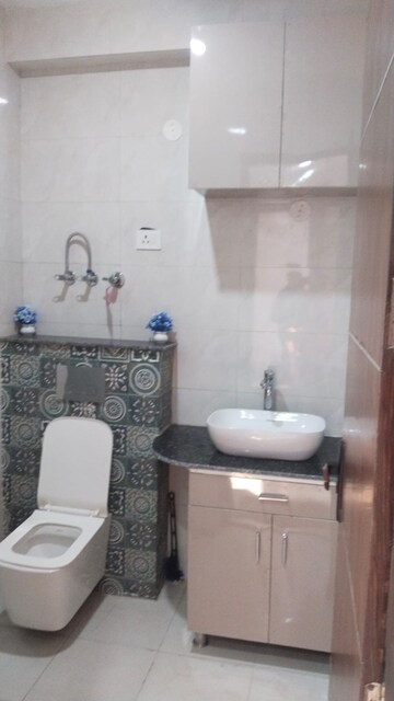 Attached Bathroom in 1 BHK Builder Floor at Govindpuri – for Rent