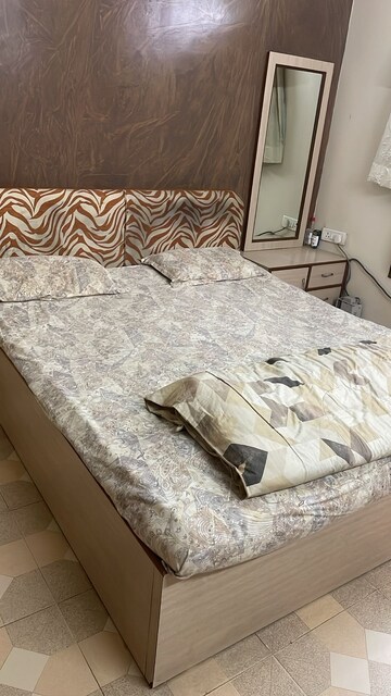 Room in 3 BHK Apartment at Hanuman Residency, Begumpet – for Sale