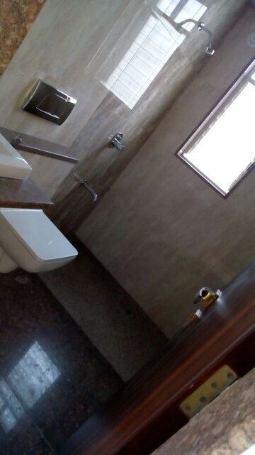 Bathroom in 3 BHK Builder Floor at Mayur Complex Kothrud, Kothrud – for Sale