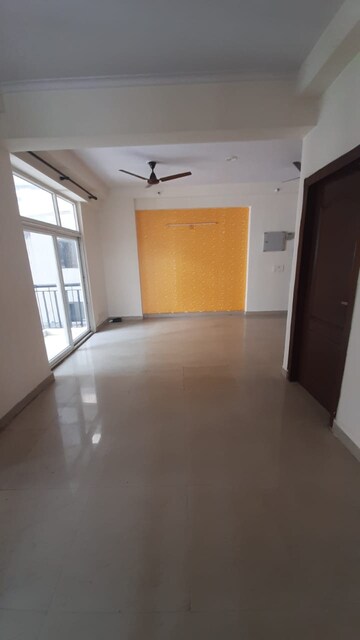 3.5 BHK Apartment For Rent in Amrapali Zodiac, Sector 120
