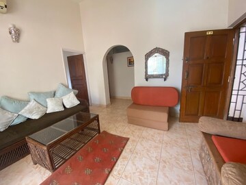 Living Room in 2 BHK Apartment at Camorlim – for Rent