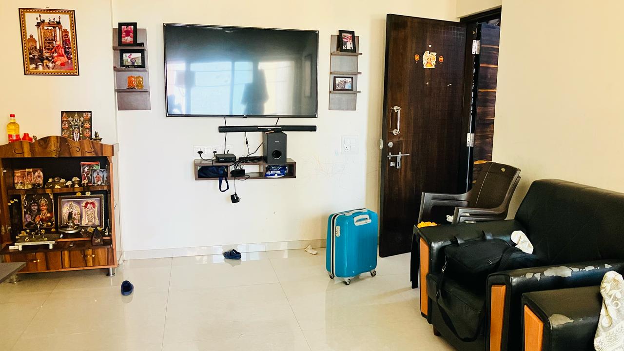 1 BHK 452 Sq.Ft. Apartment in Gurukrupa Marina Enclave