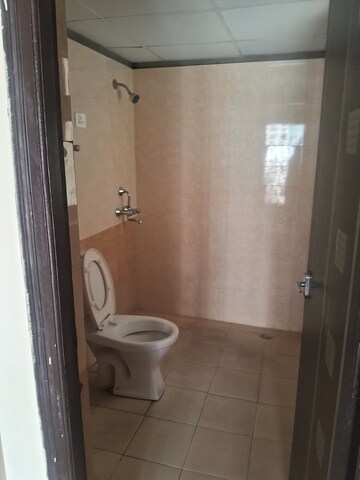 Attached Bathroom in 2.5 BHK Apartment at Aims Golf City, Sector 75 – for Rent