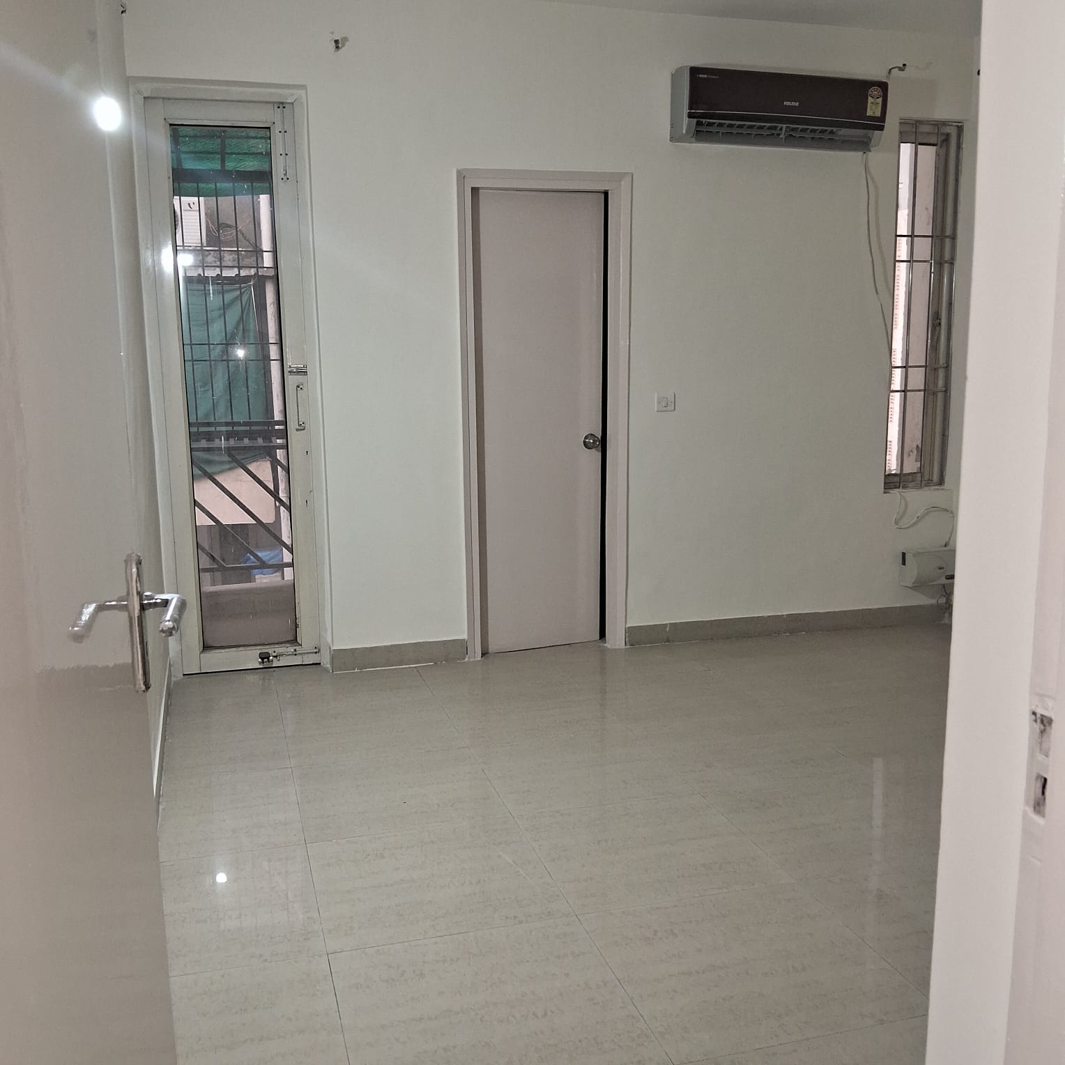 3 BHK + Study Room 250 Sq.Yd. Villa in Puri Vip Floors