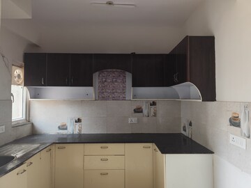 2.5 BHK Apartment For Rent in Aims Golf Avenue I, Sector 75