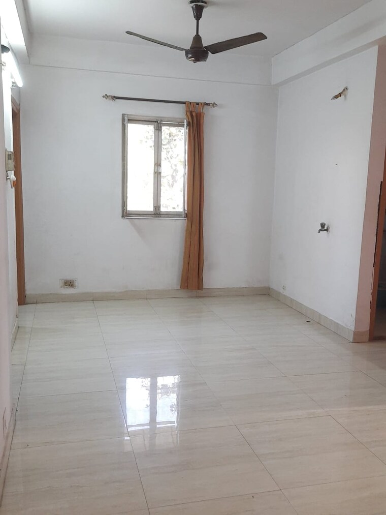 Room, sector 21c 2 Bedroom 1150 Sq.Ft. Apartment In Sector 21c Faridabad 8526596