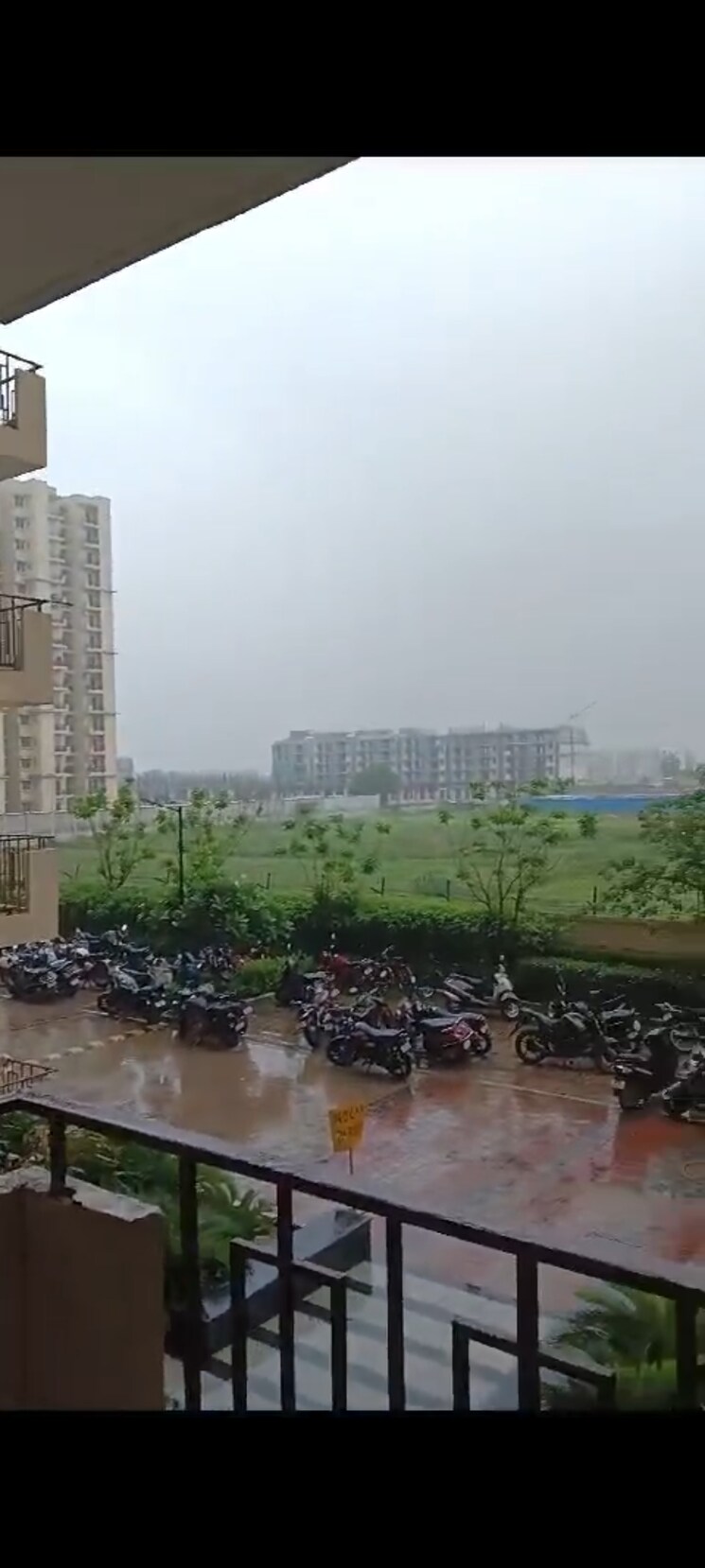 Balcony, signature-global-orchard-avenue 2 Bedroom 591 Sq.Ft. Apartment In Sector 93 Gurgaon 8526576