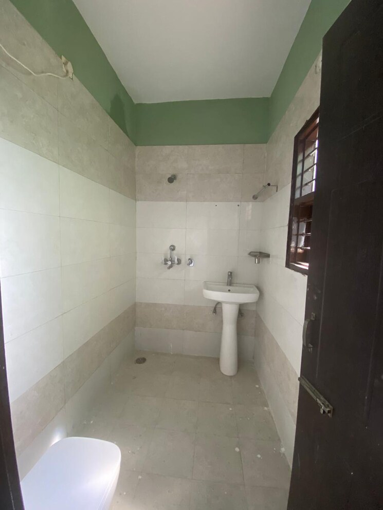 Attached Bathroom, jtpl-flora-designer-floors 3 Bedroom 1400 Sq.Ft. Builder Floor In Mohali Sector 115 Chandigarh 8526665