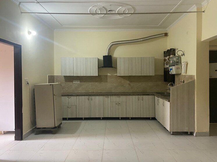 Kitchen, jtpl-flora-designer-floors 3 Bedroom 1400 Sq.Ft. Builder Floor In Mohali Sector 115 Chandigarh 8526665