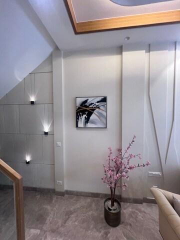 Living Room in 2 BHK Apartment at Abhiyanta Apartment, Vasundhara Enclave – for Rent