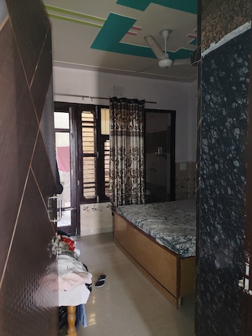 Bedroom in 2.5 BHK Builder Floor at Sector 2 – for Rent