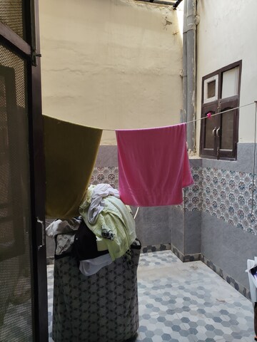 2.5 BHK Builder Floor at Sector 2 – for Rent
