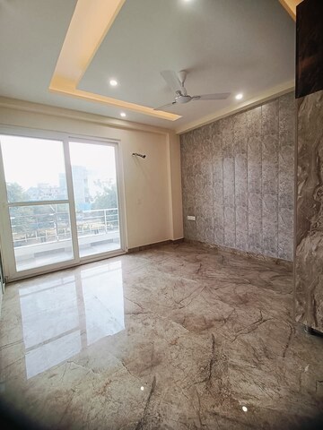 Room in 3 BHK Apartment at M3M Sky City, Sector 65 – for Rent