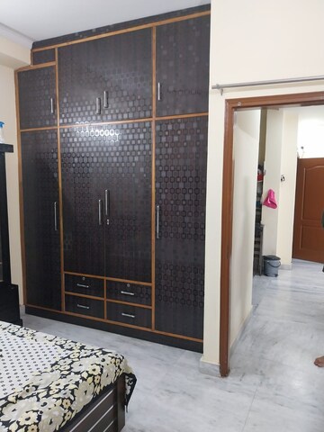Room in 2 BHK Builder Floor at Ansal Plaza Sector-23, Sector 23 – for Rent