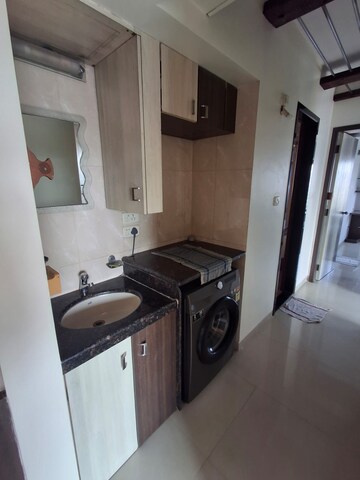 Attached Bathroom in 3 BHK Apartment at Chembur – for Rent
