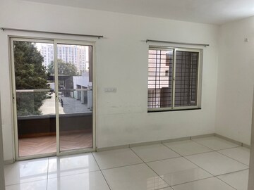 Room in 3 BHK Apartment at Amarpura – for Sale