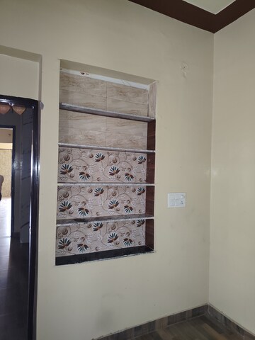 Room in 3.5 BHK Builder Floor at Sector 2 – for Rent