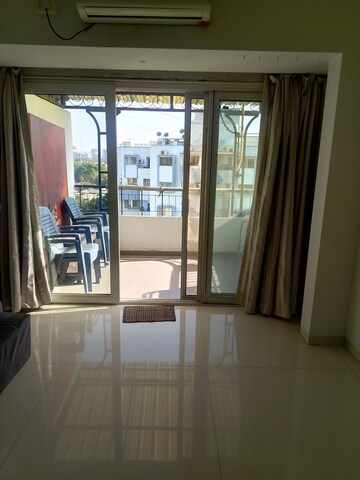 Room in 2 BHK Apartment at Naiknavare Trinity Court, Koregaon Park – for Rent