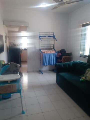 Living Room in 1 BHK Apartment at Sindhi Society, Chembur – for Rent