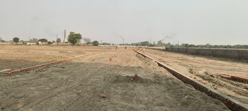  Plot – Exterior View View at Sector 17b Yamuna Expressway - for Sale