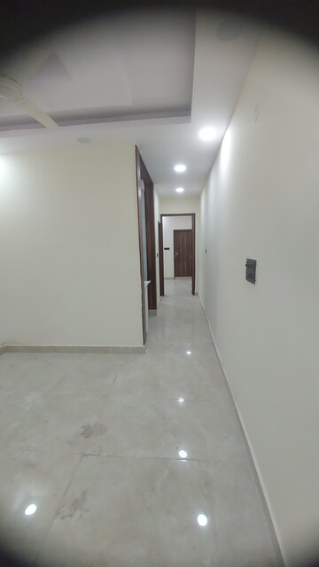 2 BHK Builder Floor For Rent in Govindpuri