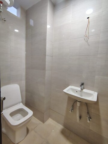 Attached Bathroom in 2 BHK Builder Floor at Malviya Nagar – for Rent