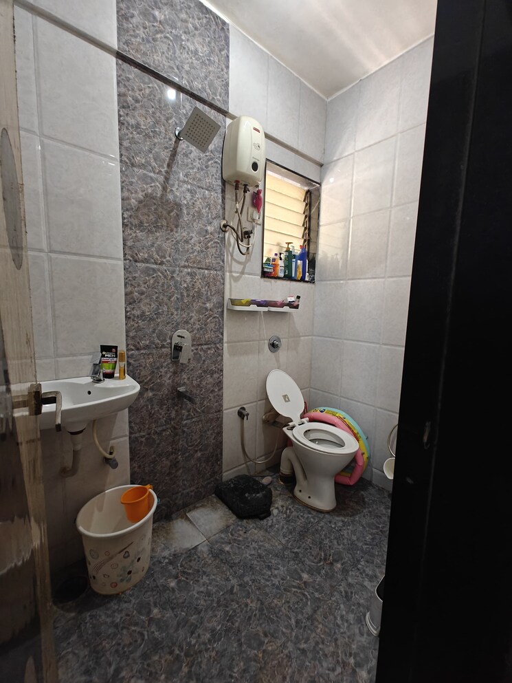 Bathroom, shree-ambika-heritage 2 Bedroom 1130 Sq.Ft. Apartment In Kharghar Navi Mumbai 8527040