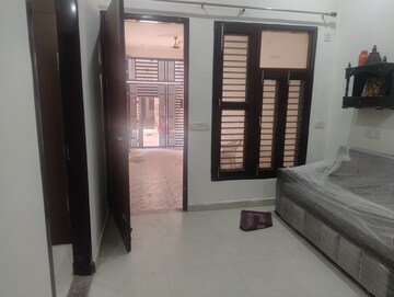 Living Room in 1 BHK Builder Floor at Sector 69 – for Rent