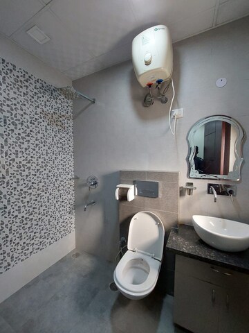 Attached Bathroom in 2 BHK Builder Floor at Sector 28 – for Rent